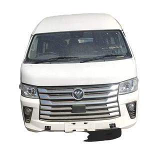 Le modèle Foton G9 Traveller XL est un <span class=keywords><strong>fourgon</strong></span> long pouvant accueillir 14 <span class=keywords><strong>personnes</strong></span>. - Product Image 1