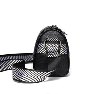 Bolso de Hombro para Mujer, Estilo Retro y Moderno. Hecho de material PU de alta calidad. Adecuado para uso diario.7137 - Product Image 3