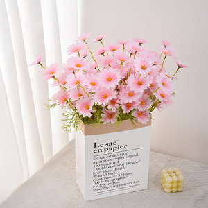 Ins Style 5 têtes minimaliste élégant camomille marguerite <span class=keywords><strong>fleurs</strong></span> artificielles pour salon décoration de la maison photographie - Product Image 4