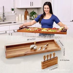 Plateau de service en bois Holiford 36x12 pouces avec poignée pour les fêtes en plein air, les pique-niques, la présentation des aliments - Product Image 1