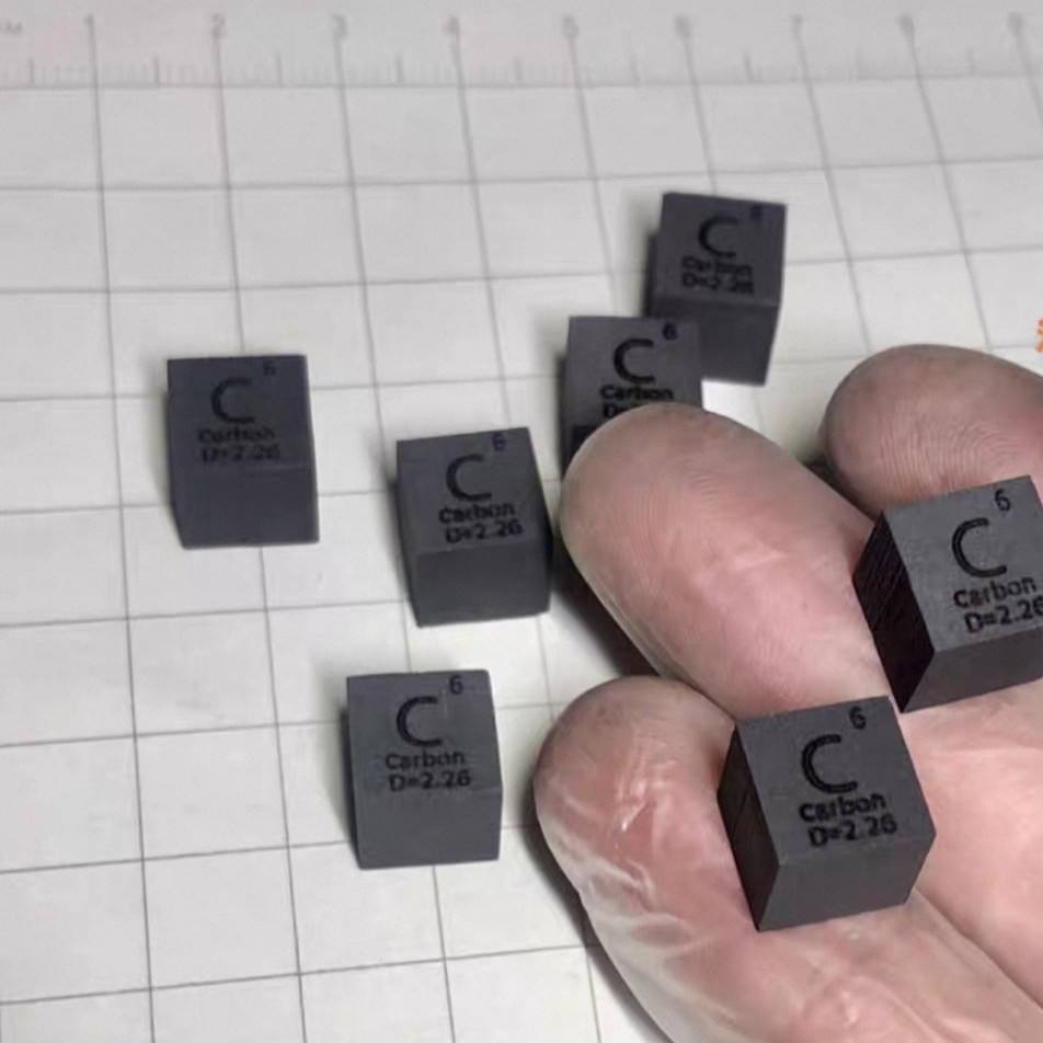 Cubo de carbono de 10 mm