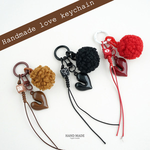 Porte-clés Ankola Cœur Rouge Style Miu Inspiré des Blogueuses, Pendentif Nœud Perlé, Charm de Sac Adorable & Accessoire pour Clés de Voiture pour Femmes - Product Image 4