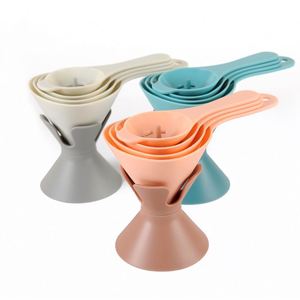 ชุด 6 ชิ้น, ชุดครัวพร้อมกรวยกรอง - Product Image 1