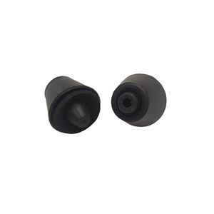 แผ่นกันกระแทกฝากระโปรงท้ายรถมาสด้า รุ่น GJ6E-56-802 EW40-62-877 สีดำ ยาง อะไหล่ทดแทน - Product Image 3