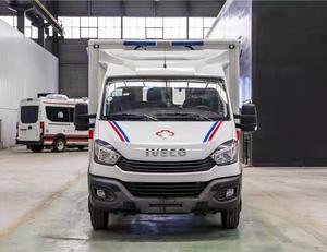 <span class=keywords><strong>Ambulancia</strong></span> Médica Iveco 4x4 Adaptada para el Transporte de Pacientes en Emergencias, Vehículo Médico con Transmisión Manual - Product Image 2