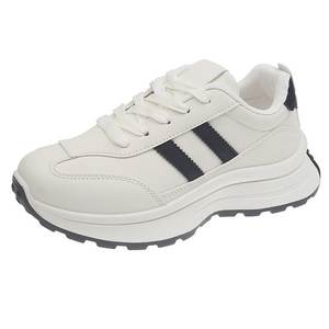 Zapatillas Deportivas Blancas de Moda para Mujer con Suela Gruesa - Calzado Atlético Cómodo y Elegante para Uso Diario - Product Image 5