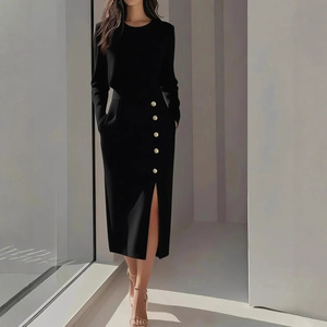<span class=keywords><strong>Abito</strong></span> midi elegante da donna a maniche lunghe in tinta unita <span class=keywords><strong>con</strong></span> dettagli a bottoni e <span class=keywords><strong>spacco</strong></span> laterale - Girocollo - Product Image 4