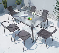 Conjunto de Comedor Moderno y Resistente para Exteriores, Sillas de Metal, Mesa Rectangular de Vidrio con Diseño de Ondas de Agua y Estructura de Hierro