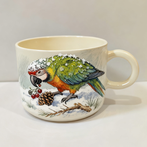 Taza de Café de Cerámica Hecha a Mano con Foto de Guacamayo Pintada a Mano, Regalo Perfecto para las Fiestas - Product Image 4
