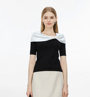 Chemisier tricoté élégant pour femme, col châle en satin blanc, orné d'un nœud perlé, manches courtes, coupe ajustée, idéal pour l'été et le bureau
