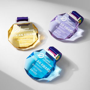 Trofeo de Cristal Personalizado Dianzan con Grabado para Premios de Logro 2026 Azul Amarillo Morado - Product Image 3