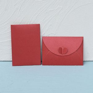 Enveloppes personnalisées haut de gamme multicolores pour mariage et cadeaux d'affaires, avec matériaux recyclés et impression UV - Product Image 4
