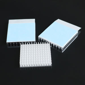 Dissipateur thermique en aluminium ultra-mince 40*40*5 à profil cassé pour modules d'alimentation de carte mère avec caoutchouc conducteur de chaleur - Product Image 3