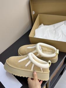 Nuevo Modelo 2026 de Botas de Nieve Unisex UGGs Personalizadas de Alta Calidad con Parte Superior de Tela de Algodón y Suela de Goma para Mayor Comodidad y Calor - Product Image 3