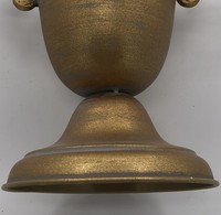 Urne de jardin vintage en fer, forme trophée, finition thermolaquée, style rustique élégant, durable, légère, pour extérieur, jardin, balcon, maison