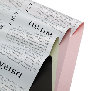 Papel de Regalo Impermeable para Flores ZhaoCheng English Newspaper (PU <span class=keywords><strong>Lada</strong></span>) 56x56cm, Diseño Floral a la Moda - Product Image 5