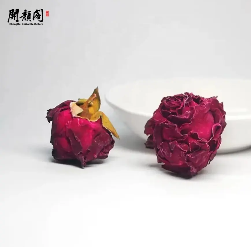 Kaiyange OEM Nhà máy cung cấp giá tốt nhất kích thước lớn khô Dark Red Rose Corolla hoa trà bán buôn eatable tươi Red Rose