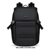 Tas punggung perjalanan kasual pria, logo kustom kain tahan air 20 liter volume cocok untuk laptop 16 inci pengurang berat badan laptop
