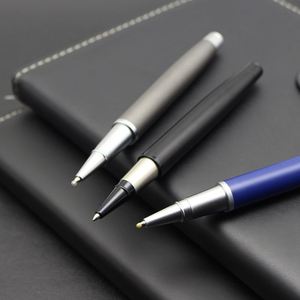Bolígrafo Roller de Metal Negro Mate para Regalo - Bolígrafo Ejecutivo con Logotipo Personalizado para Promociones Empresariales y Regalos Corporativos - Product Image 3