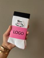 Chaussettes de sport antidérapantes personnalisées avec logo pour la gym, le Pilates et le yoga pour femmes