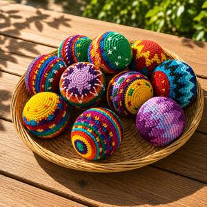 Ballon de jonglage coloré tricoté <span class=keywords><strong>à</strong></span> la main, petit anti-stress, personnalisable, idéal pour les salons professionnels, cadeau promotionnel, Hacky Sack au <span class=keywords><strong>crochet</strong></span> - Product Image 4