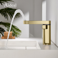 Robinet intelligent haut de gamme pour salle de bain, finition or brossé, avec contrôle numérique de la température et fonction extractible