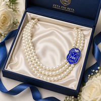 Collier tendance avec pendentif symbole Zeta Phi Beta, chaîne à 3 rangs de perles d'imitation, en alliage de zinc, cadeau idéal pour les sororités