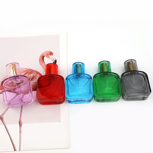 Botella <span class=keywords><strong>de</strong></span> Perfume <span class=keywords><strong>de</strong></span> Vidrio <span class=keywords><strong>de</strong></span> 30 ml con Pulverizador <span class=keywords><strong>de</strong></span> Rosca <span class=keywords><strong>y</strong></span> Tapón <span class=keywords><strong>de</strong></span> Goma, Botella Vacía <span class=keywords><strong>de</strong></span> Aromaterapia con Pulverizador Fino, Botella Portátil Recargable <span class=keywords><strong>de</strong></span> Agua - Product Image 2