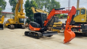 รถขุดขนาดเล็ก Hitachi Zaxis 50U พร้อมบุ้งกี๋ขุด น้ำหนักใช้งาน 5 ตัน เครื่องยนต์ Kawasaki ระบบไฮดรอลิก ENERPAC กำลัง 46 กิโลวัตต์ - Product Image 4