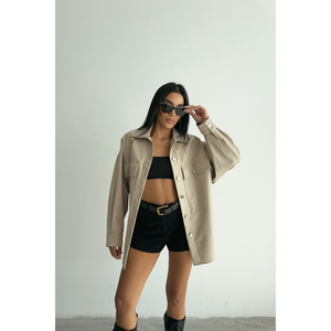 Camisa de Cuero con Textura de Piedra para Mujer, Estilo Boyfriend - Product Image 2