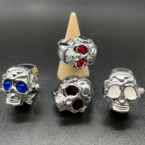 Y2K Ringhorloge Verstelbaar Alloy Schijf Wijzerplaat Verzilverd Kwarts Digitaal Punk Mode Mini Vingerhorloge voor Heren Dames 2000s Stijl - Product Image 3