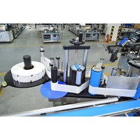 Machine d'étiquetage personnalisable pour différentes applications industrielles, machine d'étiquetage de bouteilles rondes RF-150