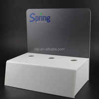 Présentoir de comptoir autoportant en acrylique pour robinets et articles sanitaires, idéal pour les magasins de détail - Usine DSP Vietnam
