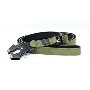 Sangle de combat pivotante en nylon doublée de néoprène laisse tactique poignée souple pour chien en métal avec clip de boucle de grenouille à verrouillage rotatif