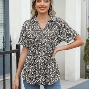 T-shirt plissé à col en V pour femme, à manches courtes, imprimé, tricoté, pour l'été, mode décontractée et professionnelle - Product Image 5