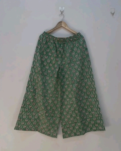 Meilleur ensemble de pyjama en coton imprimé à la main pour femme, avec short de pyjama à cordon de serrage, respirant et décontracté - Product Image 2