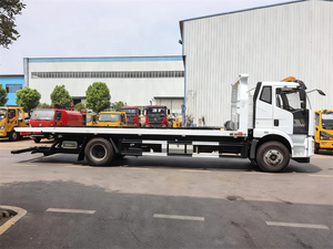 Camion de dépannage à plateau plat FAW 4X2 avec treuil hydraulique pour les services de <span class=keywords><strong>remorquage</strong></span> de véhicules en panne - Product Image 4