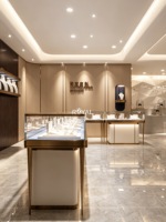 Vitrine à bijoux en verre sur mesure avec éclairage LED pour la décoration intérieure d'un magasin de bijoux