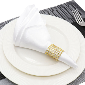 Serviettes en tissu de satin faites à la main en coton uni durable pour les paramètres de table lisses brillants pour les mariages dîners avions utilisation d'hôtel - Product Image 1