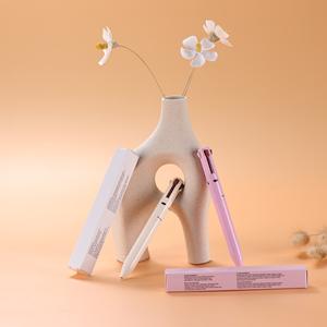 <span class=keywords><strong>Crayon</strong></span> de maquillage 4-en-1 personnalisable, quatre couleurs, <span class=keywords><strong>crayon</strong></span> à lèvres, surligneur, eye-liner et <span class=keywords><strong>crayon</strong></span> à sourcils - Product Image 3