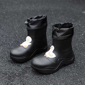 Botas de Chuva Femininas com Solado Grosso Leves Antiderrapantes Botas de Solado Macio para Uso Externo Botas Resistentes à Água - Product Image 5