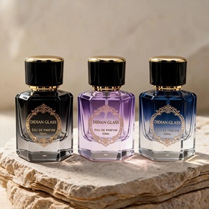 Botella de Perfume Hexagonal de Vidrio Transparente Degradado de Alta Calidad Personalizada de 50 ml, Botellas de Aceite de Perfume Vacías con Envase Cosmético - Product Image 2