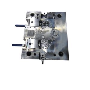 Boîtier de différentiel en plastique moulé par injection YIOT de haute qualité en matériau NAK80/S136, certifié ISO9001 - Product Image 1