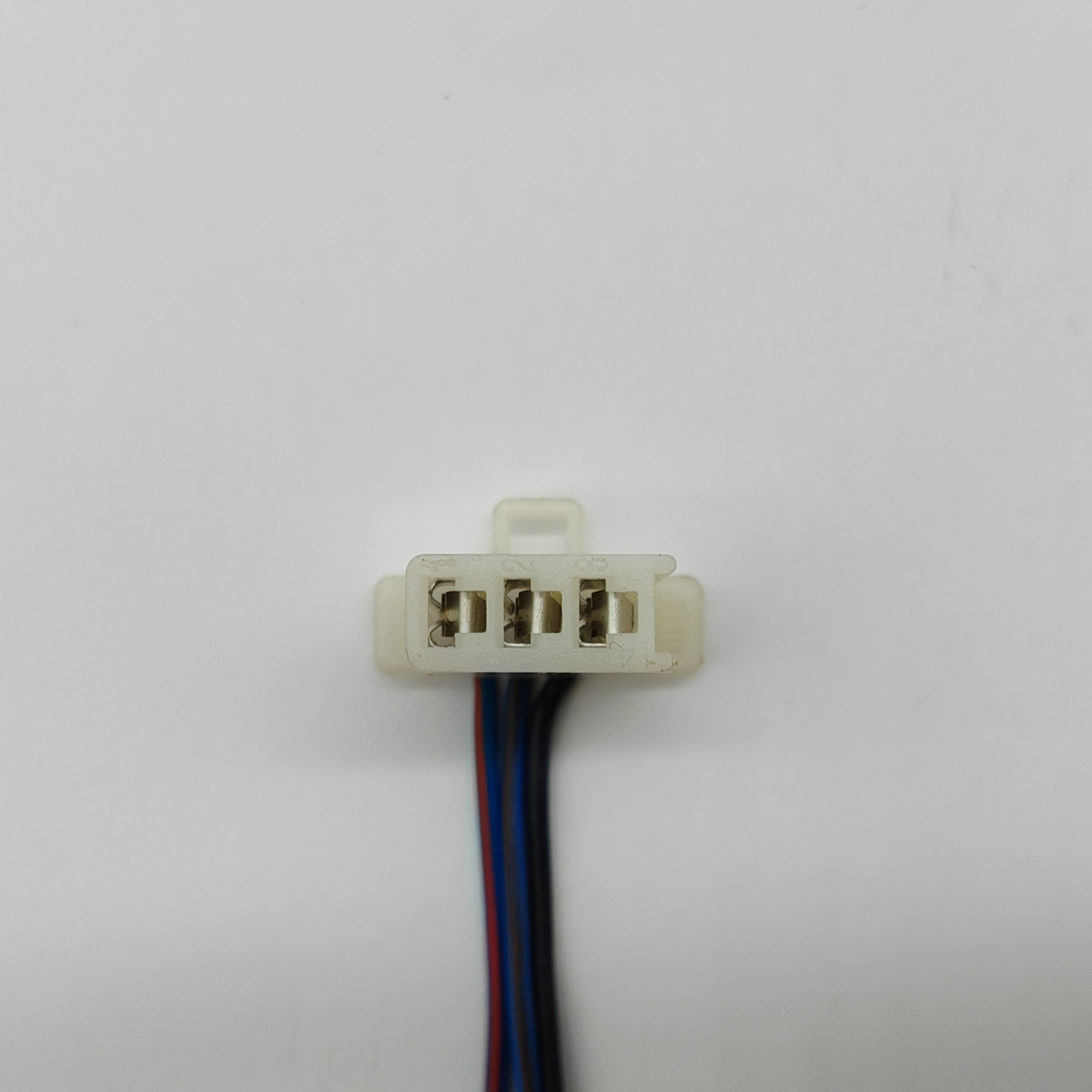 Automotive Waterproof Wire Harness Connector for Car Connector Plug 3-Pin Female CT3-0220M