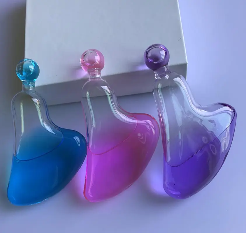 Produzione di brevetti stampo privato nuovo design ice globe gua sha liquid filled gua sha con colore liquido Panton personalizzato