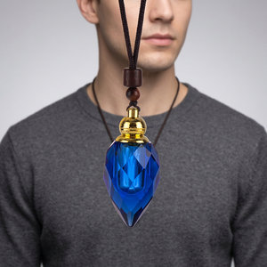 Colgante de cristal de cuarzo blanco natural transparente con forma de gota de agua azul, energía natural, venta al por mayor - Product Image 3