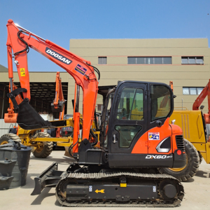 Doosan รถขุด DX60-9C มินิ6T มือสองจากเกาหลีใช้ปั๊มกระปุกเกียร์เครื่องยนต์ - Product Image 1