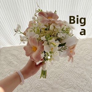 <span class=keywords><strong>Bouquet</strong></span> <span class=keywords><strong>de</strong></span> tulipes artificielles réalistes <span class=keywords><strong>de</strong></span> style INS, fait main, fleurs mélangées, pour mariage, photographie <span class=keywords><strong>de</strong></span> <span class=keywords><strong>mariée</strong></span>, <span class=keywords><strong>bouquet</strong></span> <span class=keywords><strong>de</strong></span> la <span class=keywords><strong>mariée</strong></span> - Product Image 4