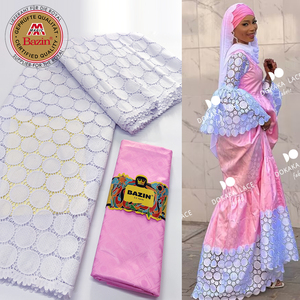 Tessuto di pizzo secco africano <span class=keywords><strong>bianco</strong></span> puro con Bazin ricco materiale originale Jacquard per le donne nigeriane matrimonio sposa Swiss Voile lacci - Product Image 1