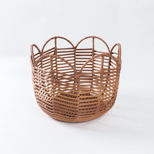 New design round woven fruit vegetable storage basket kitchen organizer storage plastic rattan basket